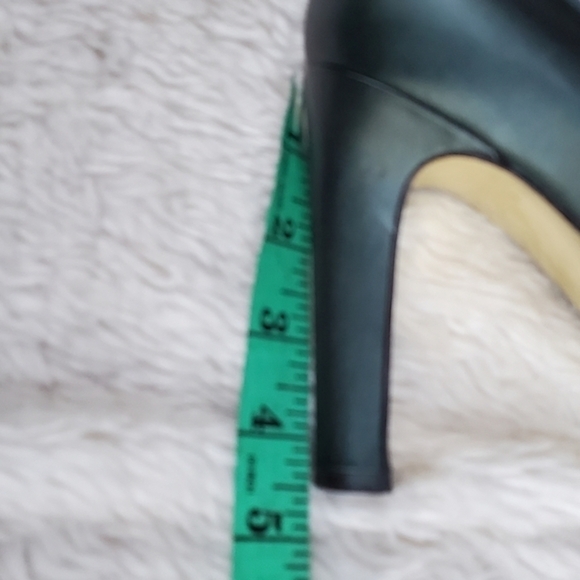 Via Spiga‎ Faux croc green pumps 9.5